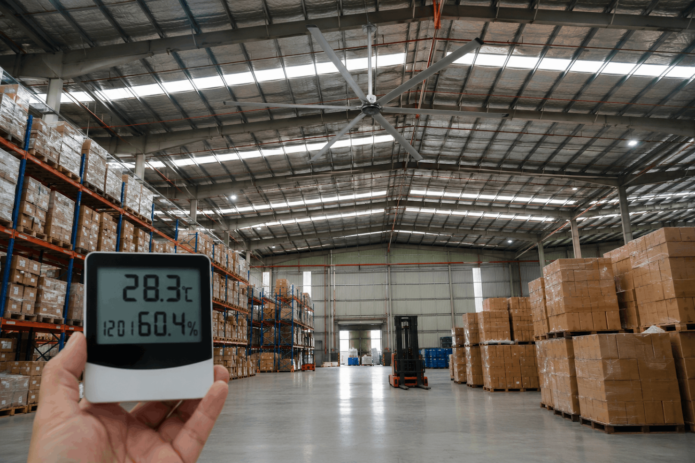 HVLS Fans Reduce Humidity in Warehouse